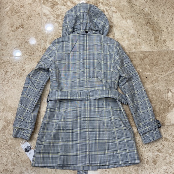 BCBGeneration Grey and Yellow Plaid Trench Coat. Size Small. NWT - Picture 9 of 11